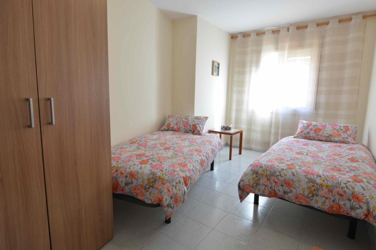 Reus Bedrooms 2 Habitaciones Con Bano Privado, Sin Cocina Bagian luar foto
